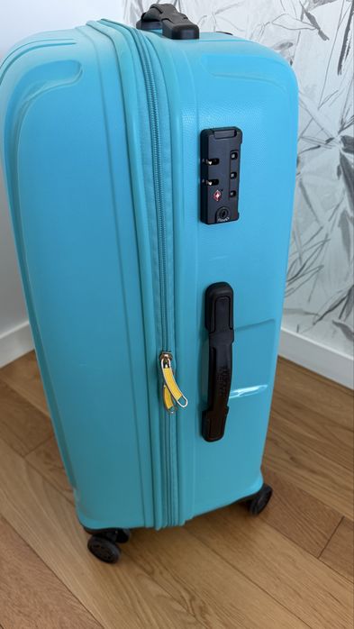 Mala viagem  American Tourister Spinner 69/25