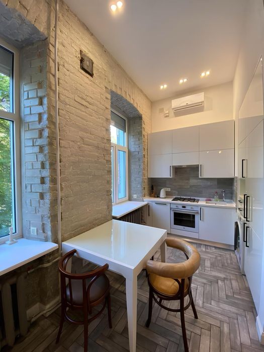 Царський дім 2к з Ремонтом 55 м2 Стелі 3,7 м Газ ЗБ Перекриття Бот Сад