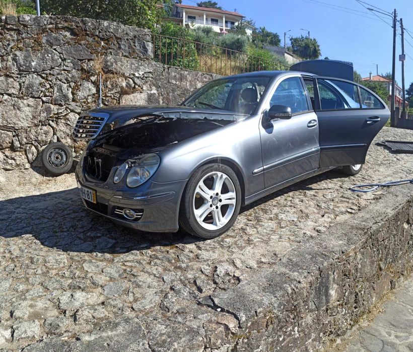 Mercedes e220 w211