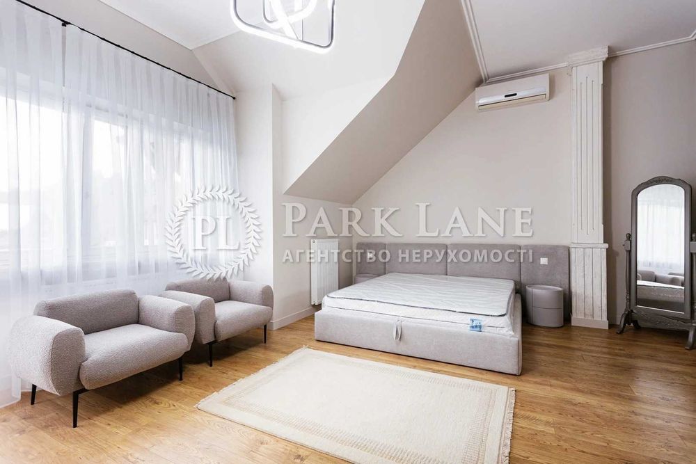 Продаж якісного будинку з просторою територією в Лісниках