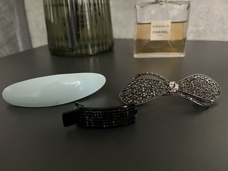 Лот заколок для волосся