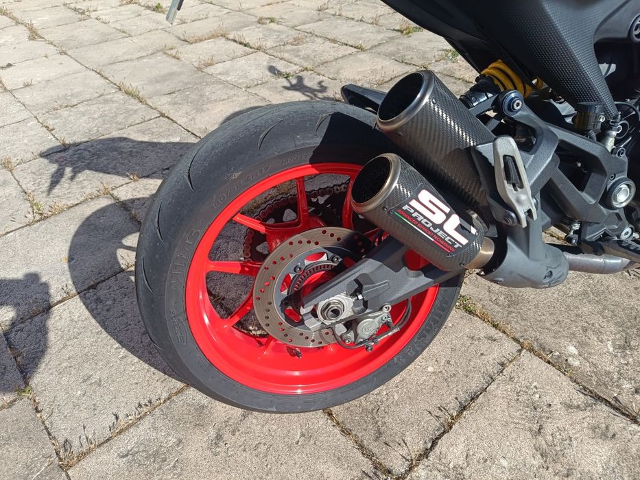 Ducati Monster 937 aviator grey + Plus