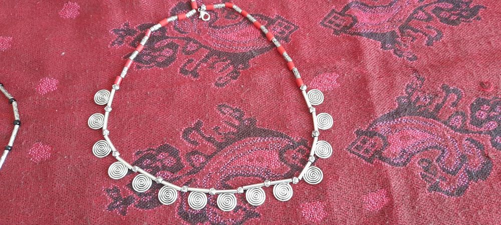 Colares berber artesanato marroquino