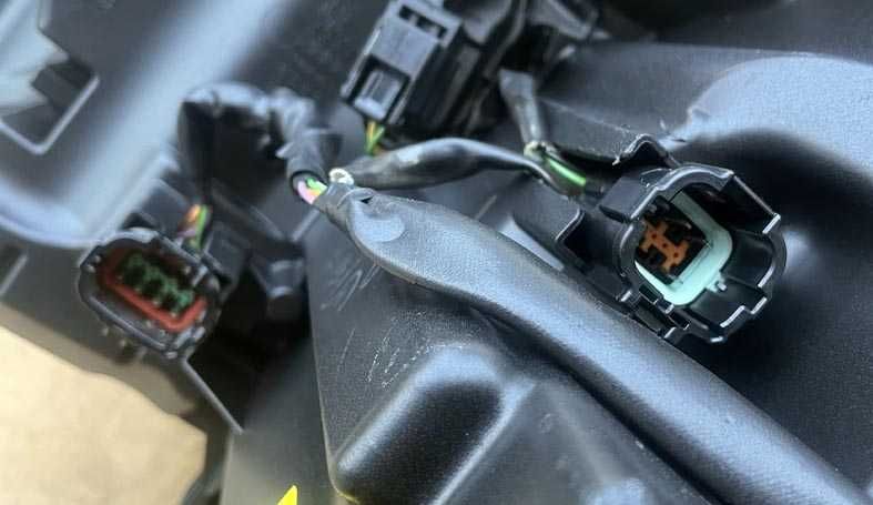 otica frontal DT nissan qashqai III (J12) . fase 1 . FULL LED