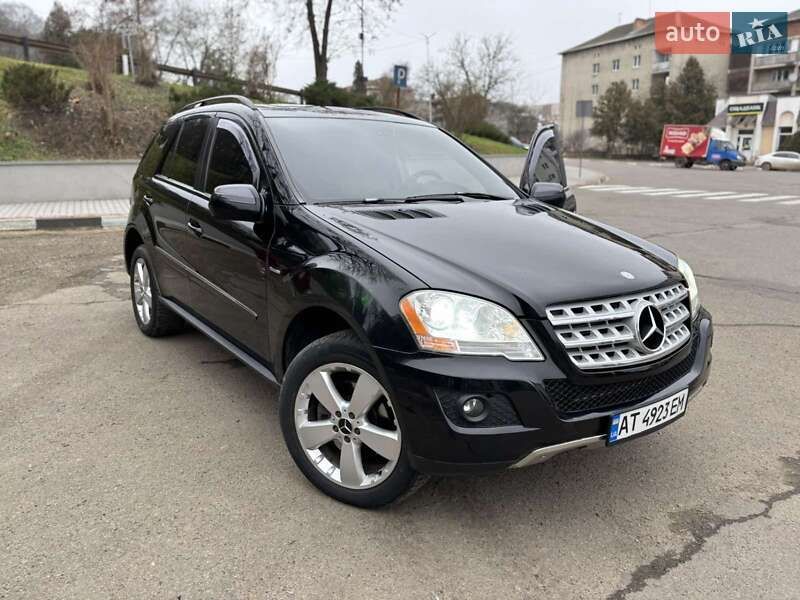 Мерседес  МЛ 320