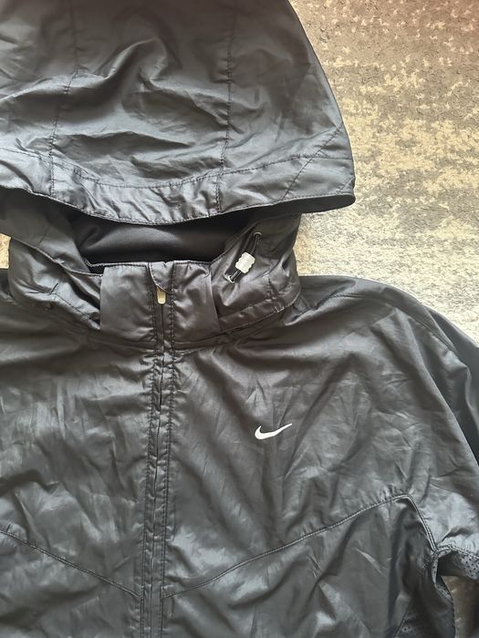 Вітровка nike running
