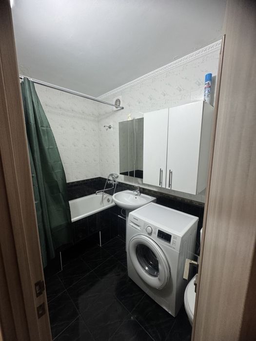 Продам 2-к. квартиру в центрі міста