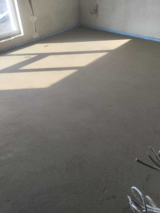 Напів суха стяжка підлоги, стяжка полов, полусухая стяжка