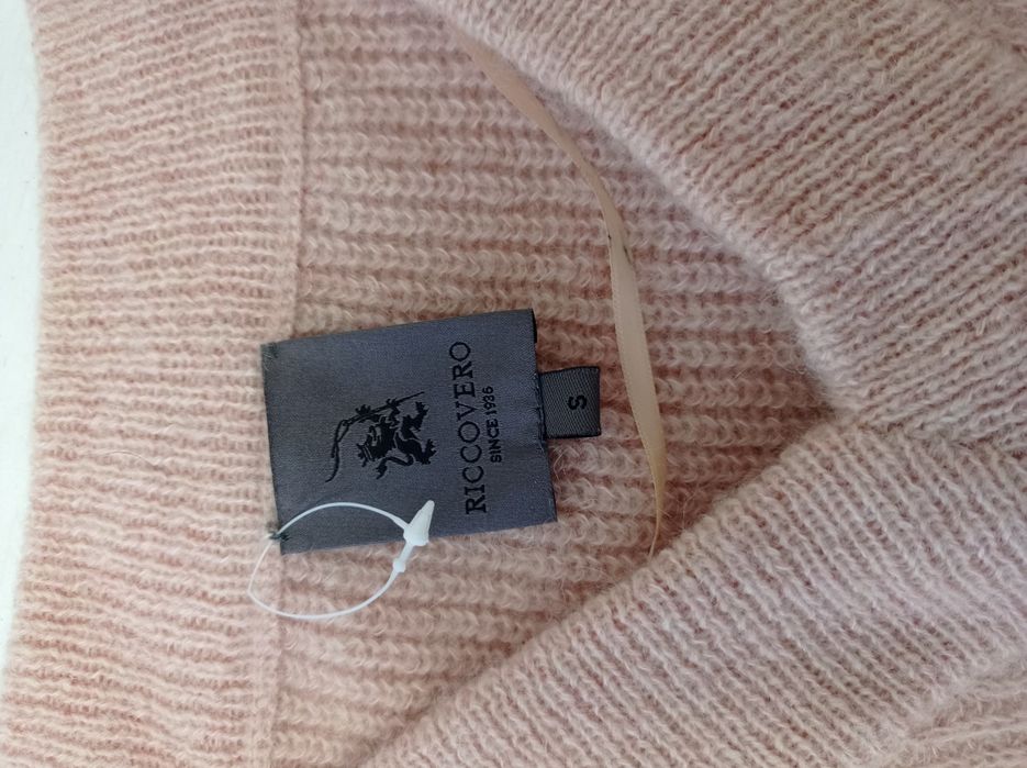 Wełniany sweter damski Riccovero