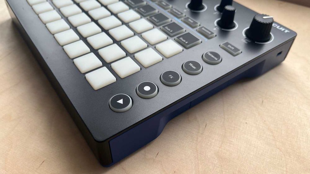 Novation Circuit