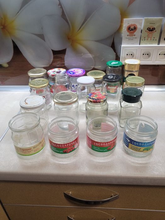 Баночки 400 - 500 мл різні звичайні і з закрутками