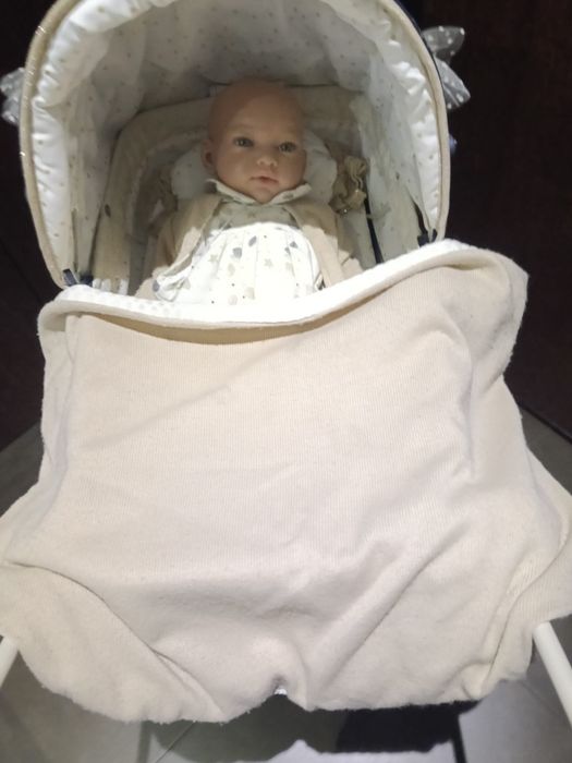 Carrinho de passeio de boneco reborne