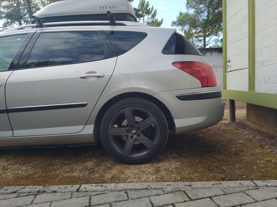 Peugeot 407 SW *