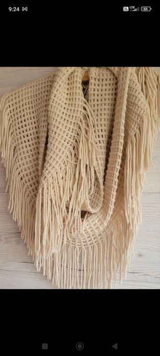 Szal komin z frędzlami handmade
