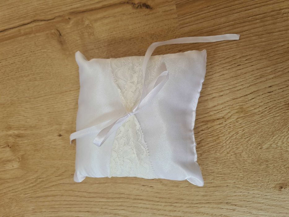 Poduszka na obraczki