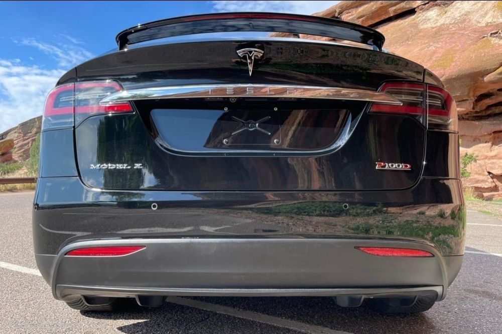 Tesla Model X P100D