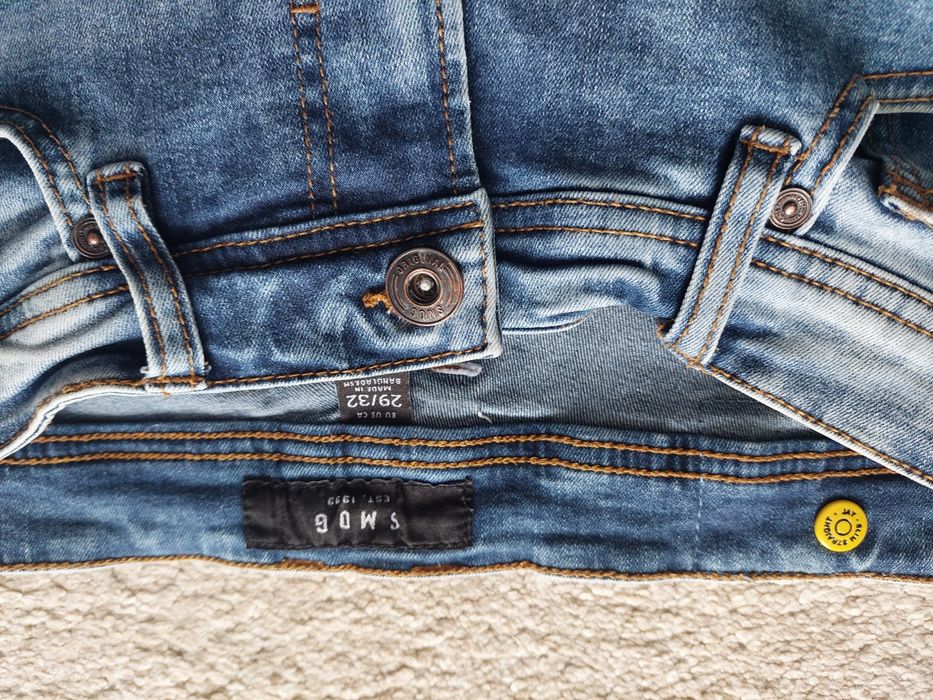 Jeansy młodzieżowe