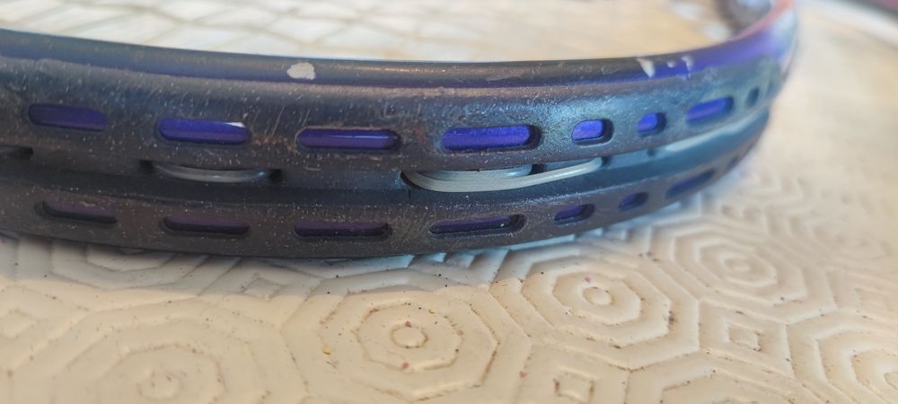 2 raquetes vintage em grafite