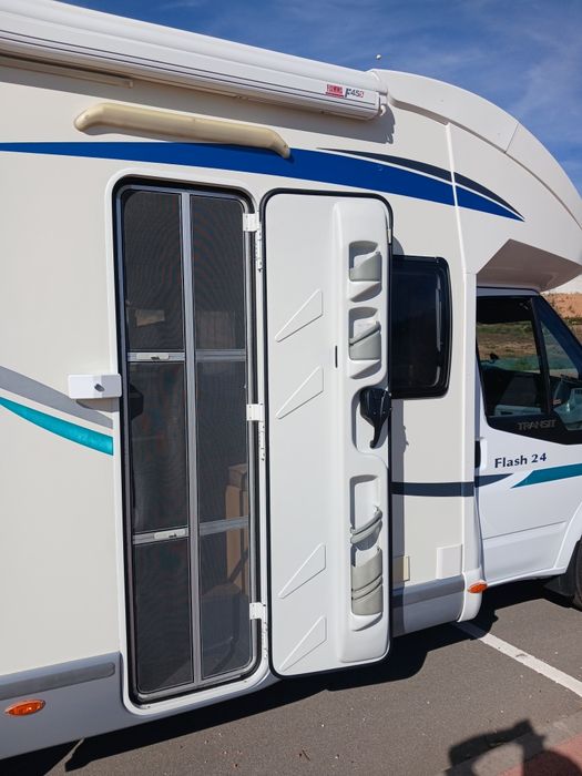 Autocaravana Chausson de camas gémeas