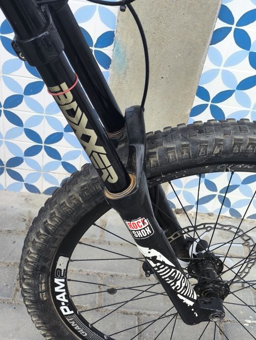 Bike de downhill aceito trocas