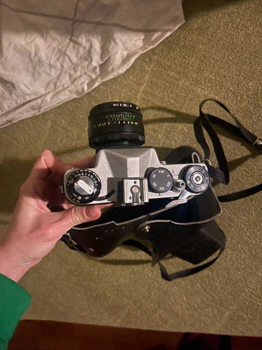 Продам фотоапарат Зенит ЕТ із об'єктивом