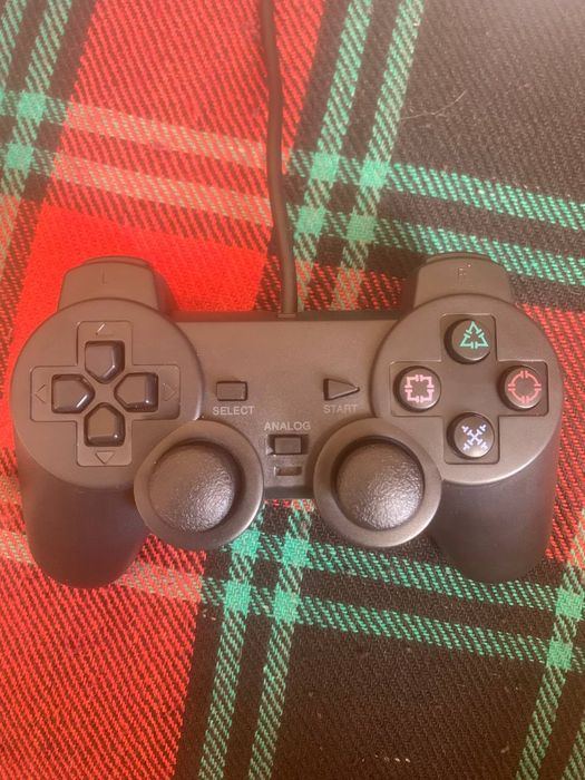 продаю джойстик(геймпад) для ps2 новий