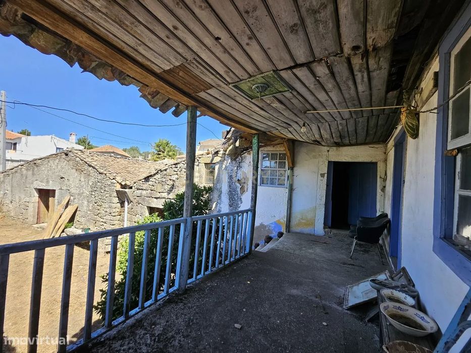 Casa De Pedra Para Reabilitar | Moreirinhas – Trancoso