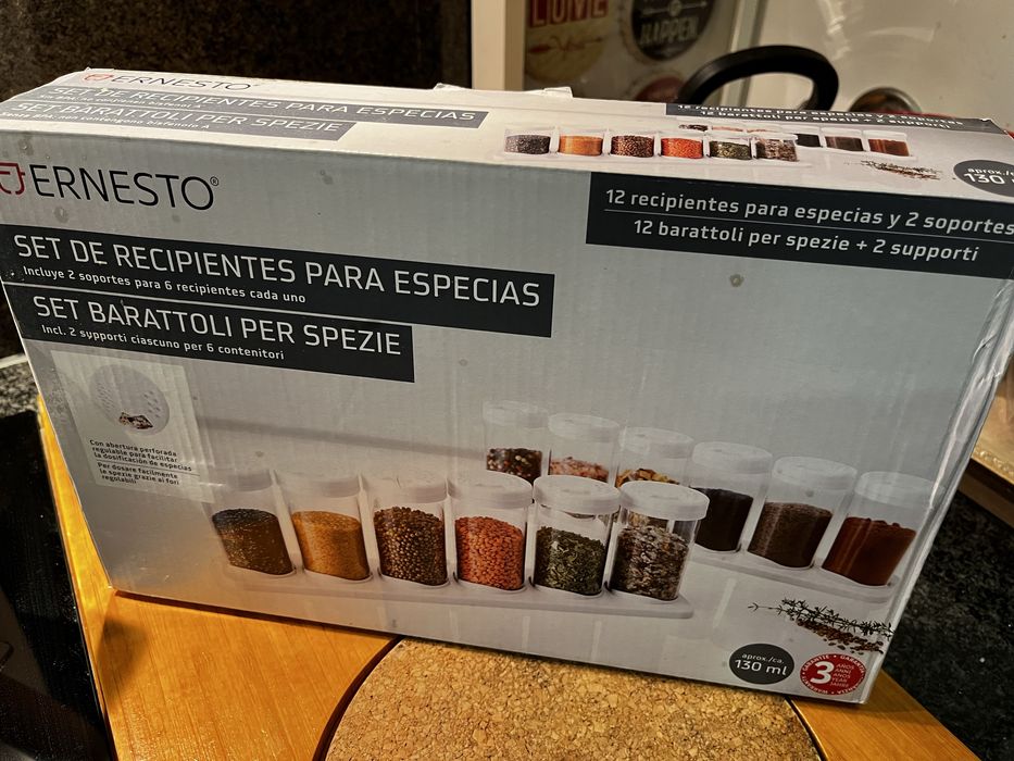 Conjunto de 12 recipientes/frascos de especiarias - NOVO