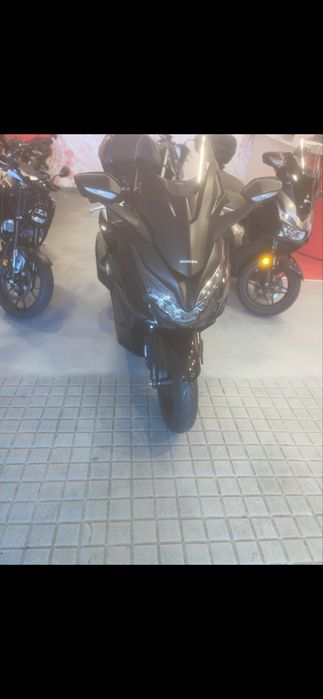 Honda Forza 125 cc  2022 automatica com 15100 km rodados moto nova!