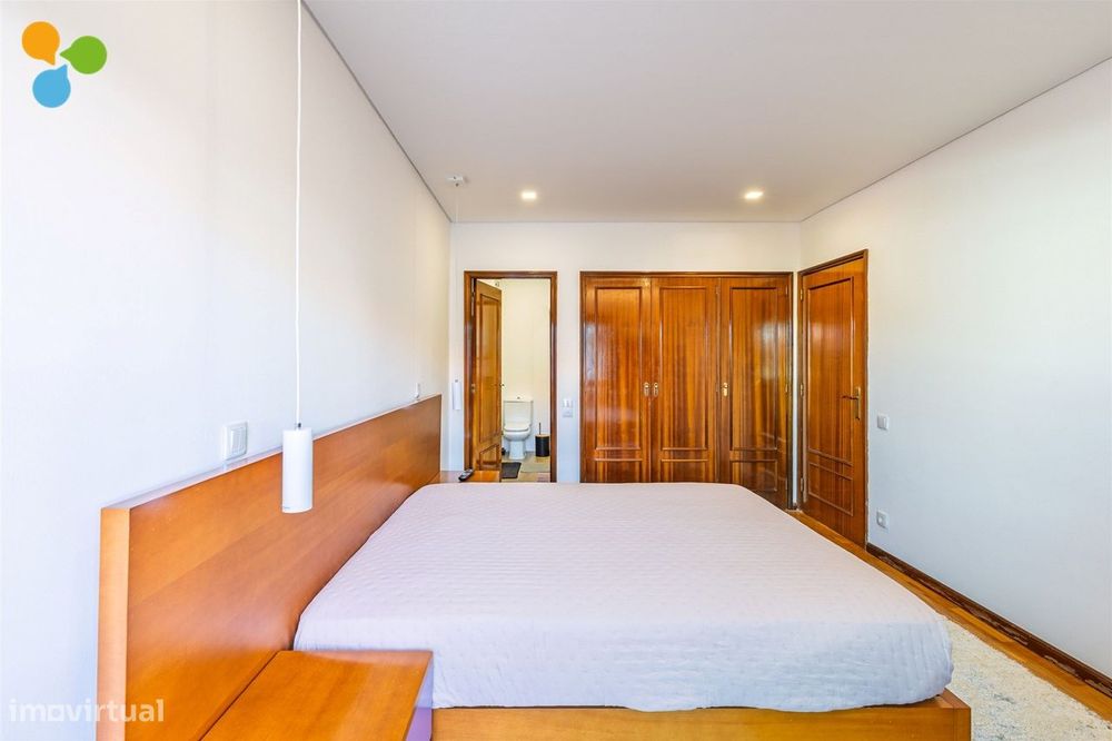 T2 com Suite, Varandas, Garagem e Arrumos - Centro da Maia