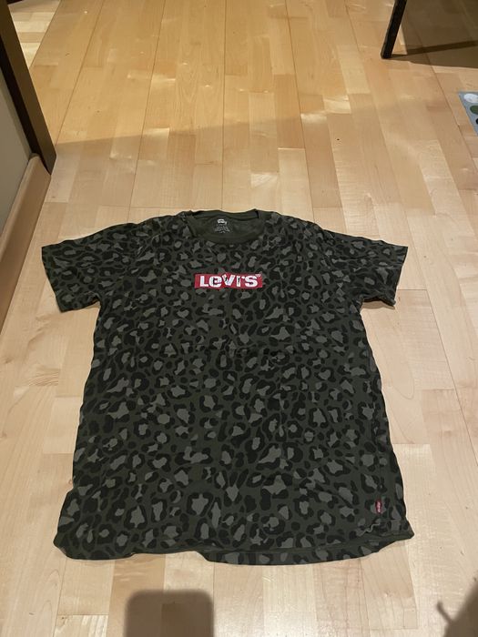 Koszulka Levis rozmiar S 140?