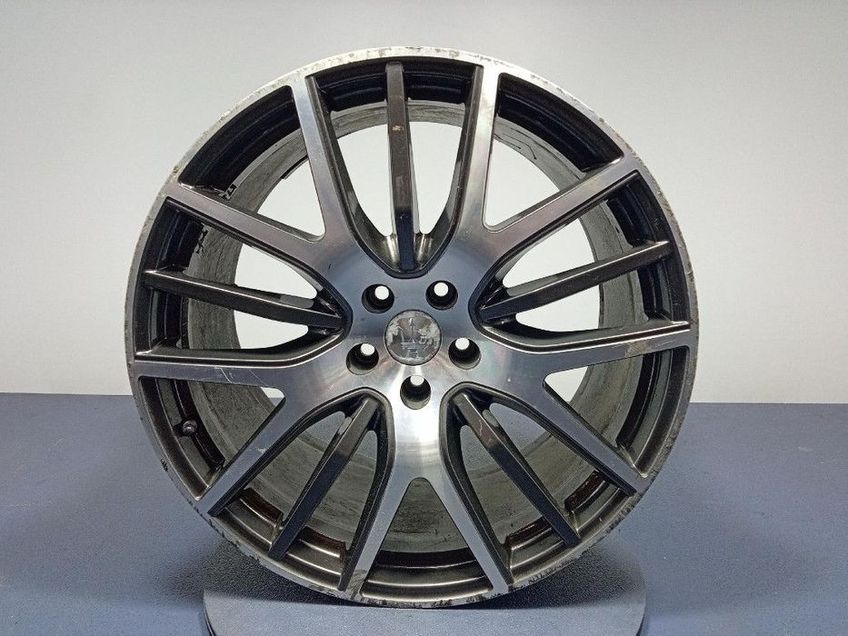 MASERATI LEVANTE FELGA ALUMINIOWA 10.5JX21 ET53 5X114.3 670044711 1 SZT