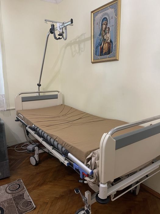 Функціональне медичне ліжко, Б/У