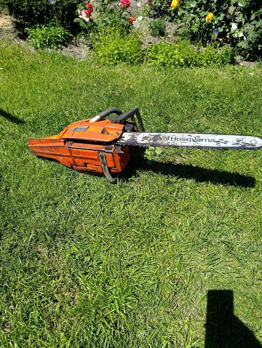 Продам бензопилку Husgvarna 61