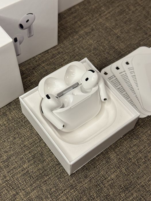 Навушники Apple AirPods 4 (ANC)