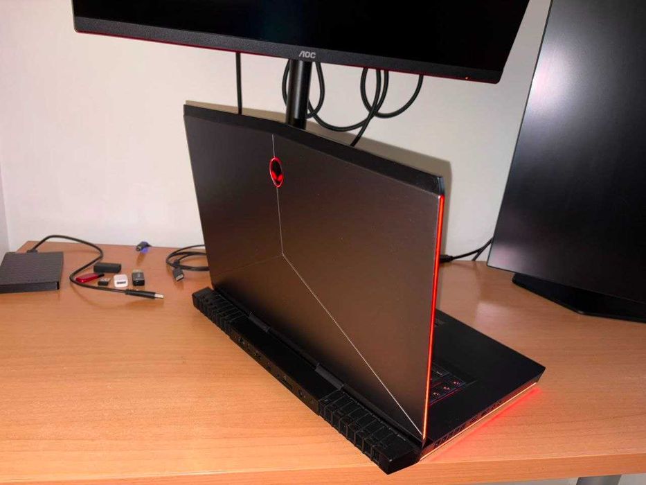 Alienware R4 15''