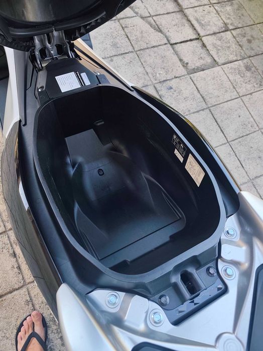 Yamaha nmax 125 como nova