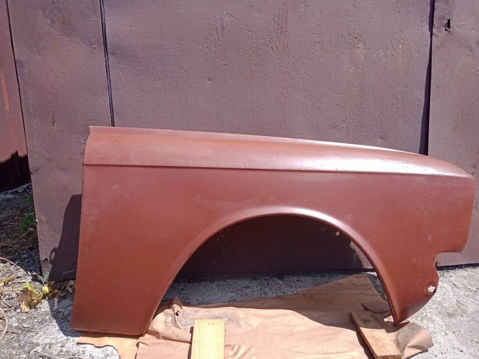 Крила на Москвич, нові!