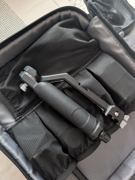 DJI RS4 + Extras SmallRig + Câmara Inteligente DJI