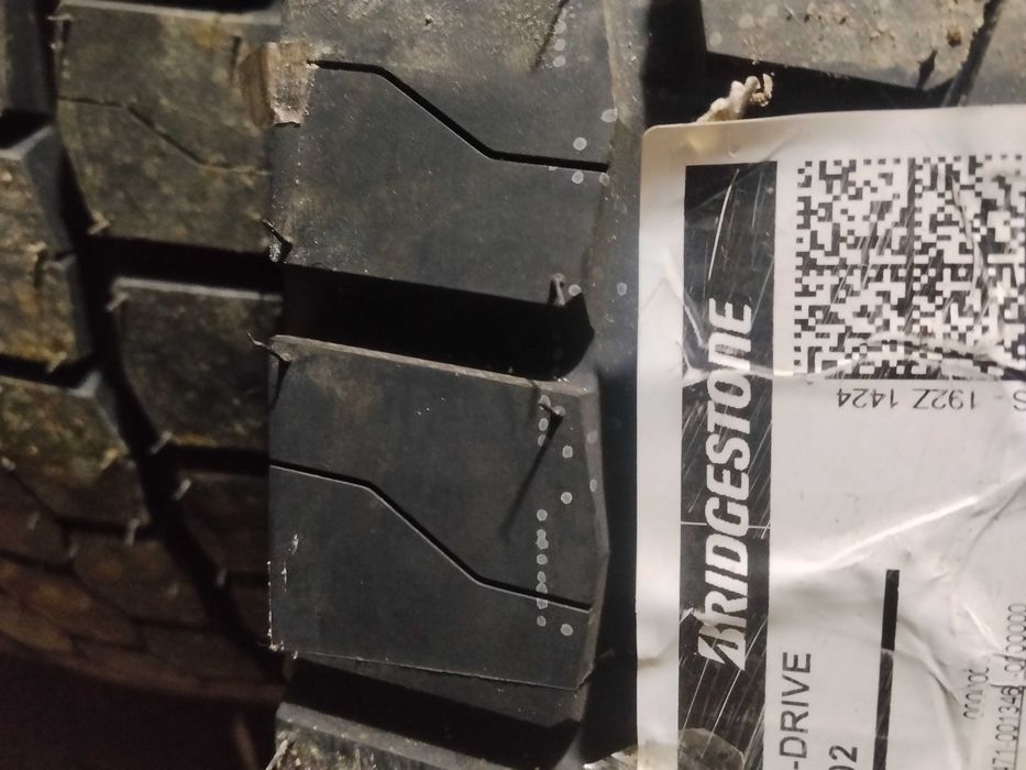 265 70 R17.5 Bridgestone