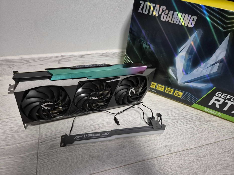 відеокарта ТОП версія RTX3080Ti 12GB ZOTAC AMP Extreme HOLO . TRADE-IN