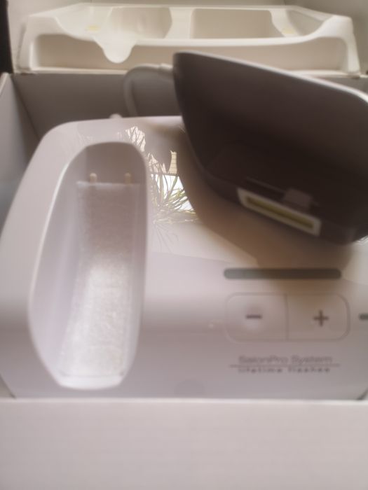 Depilator laserowy Beurer SalonPro System IPL10000+