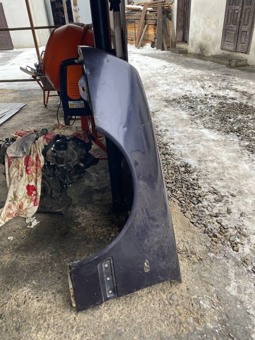 Ліве крило w210 е210 е220 е230 е270 е280