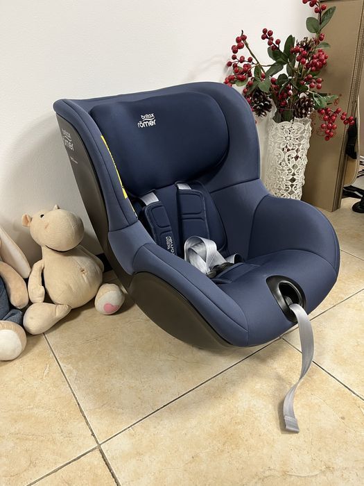 Автокрісло Britax Römer DUALFIX 3 i-SIZE Група 0+/1 (0-18 кг)