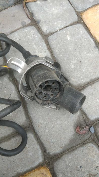 Кабель кручений електричний (голова-напівпричіп)