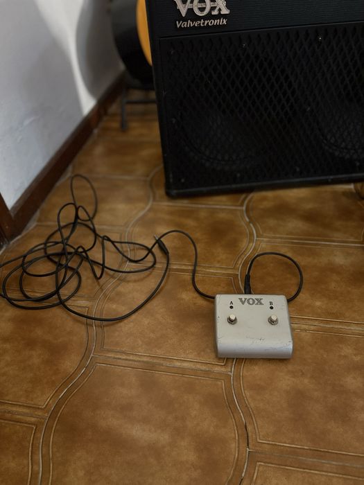 Combo VOX Valvetronix AD100VT – 100W