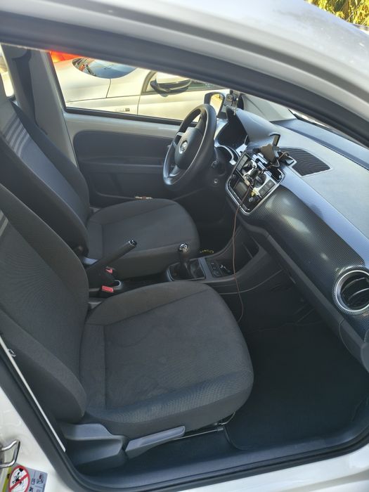Volkswagen UP! 1.0 — photo 5