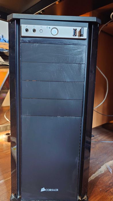 CORE I7-8086K 5Ghz, MSI RTX 4070 Ti Gaming X Trio White 12GB, 16GB