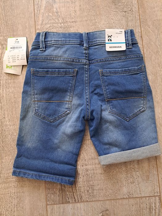 Bermudy/ spodenki jeansowe chłopięce - rozm 110