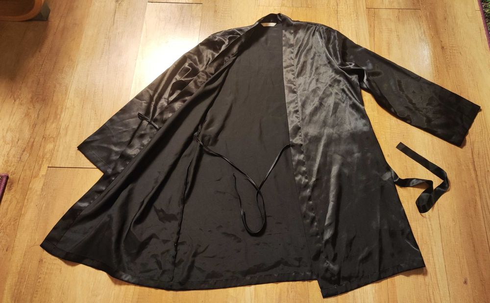 Czarny szlafrok midi Marks & Spencer • klasyczny fason • M